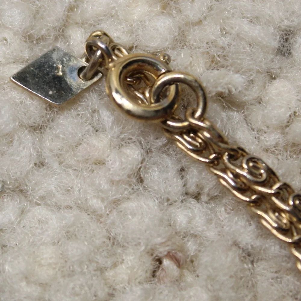 Sarah Coventry Necklace Reversible Floral Leaf Pendant 24in Gold Tone Vintage